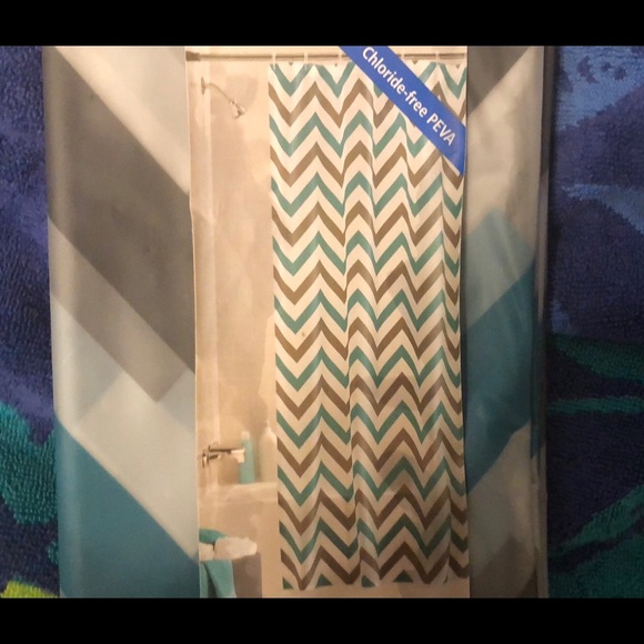 Blue shower curtain new never used - Picture 5 of 5